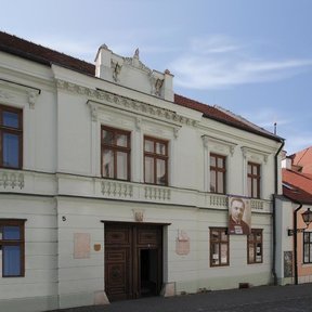 Dom hudby Mikuláša Schneidera Trnavského