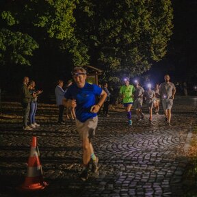 NIGHT RUN Apimed: nočný beh Dolnou Krupou