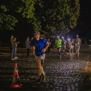 NIGHT RUN Apimed: nočný beh Dolnou Krupou