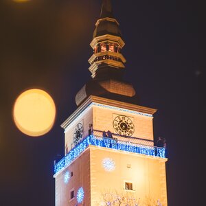 Mestská veža s lampášom