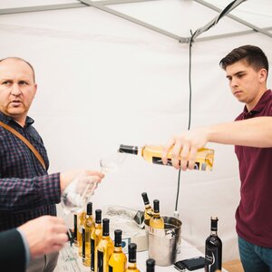 Tip na víkend: Vinárske podujatia Randevú pri víne v Trnave a Ružindolská degustácia vín