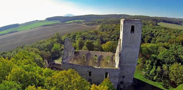 Kostol a kláštor sv. Kataríny v Dechticiach
