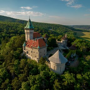 Smolenická fčela: kyvadlová doprava v Smoleniciach