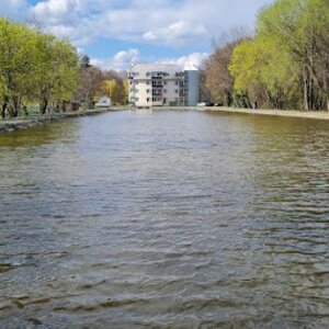 Park pri kaštieli v Jaslovských Bohuniciach