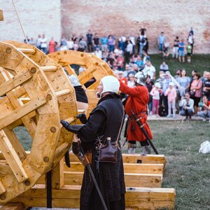 Replika stredovekého katapultu pripomína nedobytnosť trnavských hradieb
