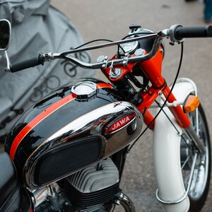 Historické motorky vyrazia v sobotu z Ružindola