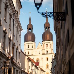 Prehliadka Relikvie ako predmety uctievania