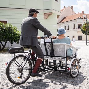 Prehliadka Trnavy na rikši / stála ponuka prehliadok