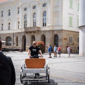 Prehliadka Trnavy na rikši / stála ponuka prehliadok