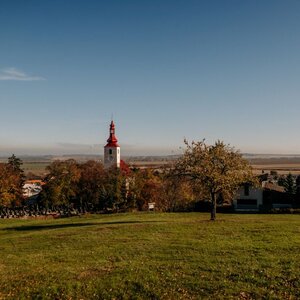 Prehliadka Smoleníc / sezónna skupinová prehliadka v Regióne Trnava